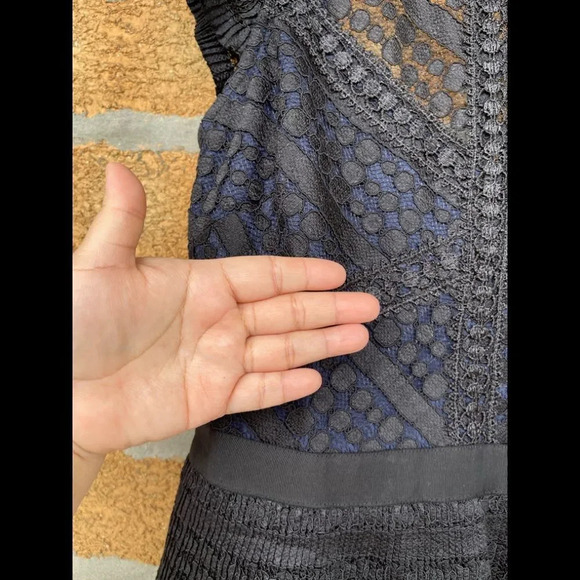 Adelyn rae lace dress size small - Picture 7 of 15